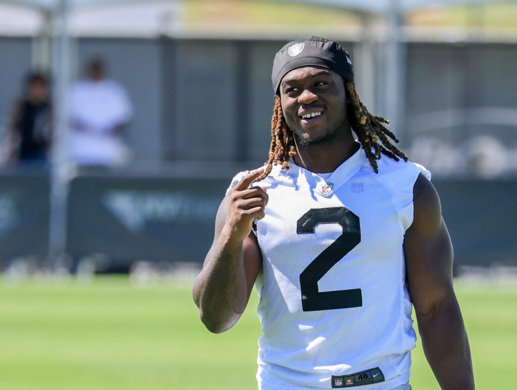 Ex-NFL Star Drops Surprising Prediction About Ashton Jeanty’s Future – You Won’t Believe What He Said!