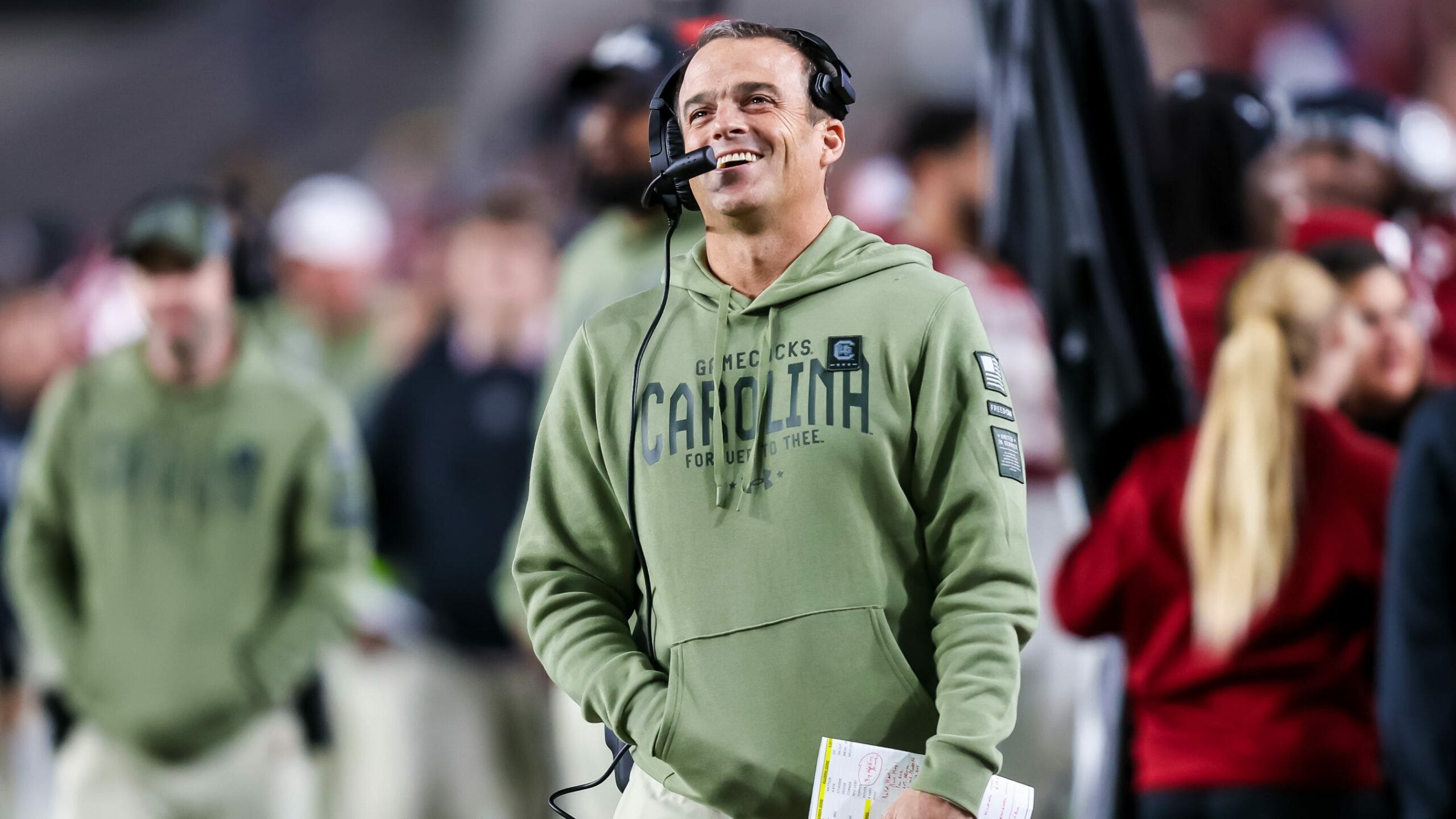 Shane Beamer’s Untold Oklahoma Stories: The Moments That Shaped a Coach’s Journey to South Carolina
