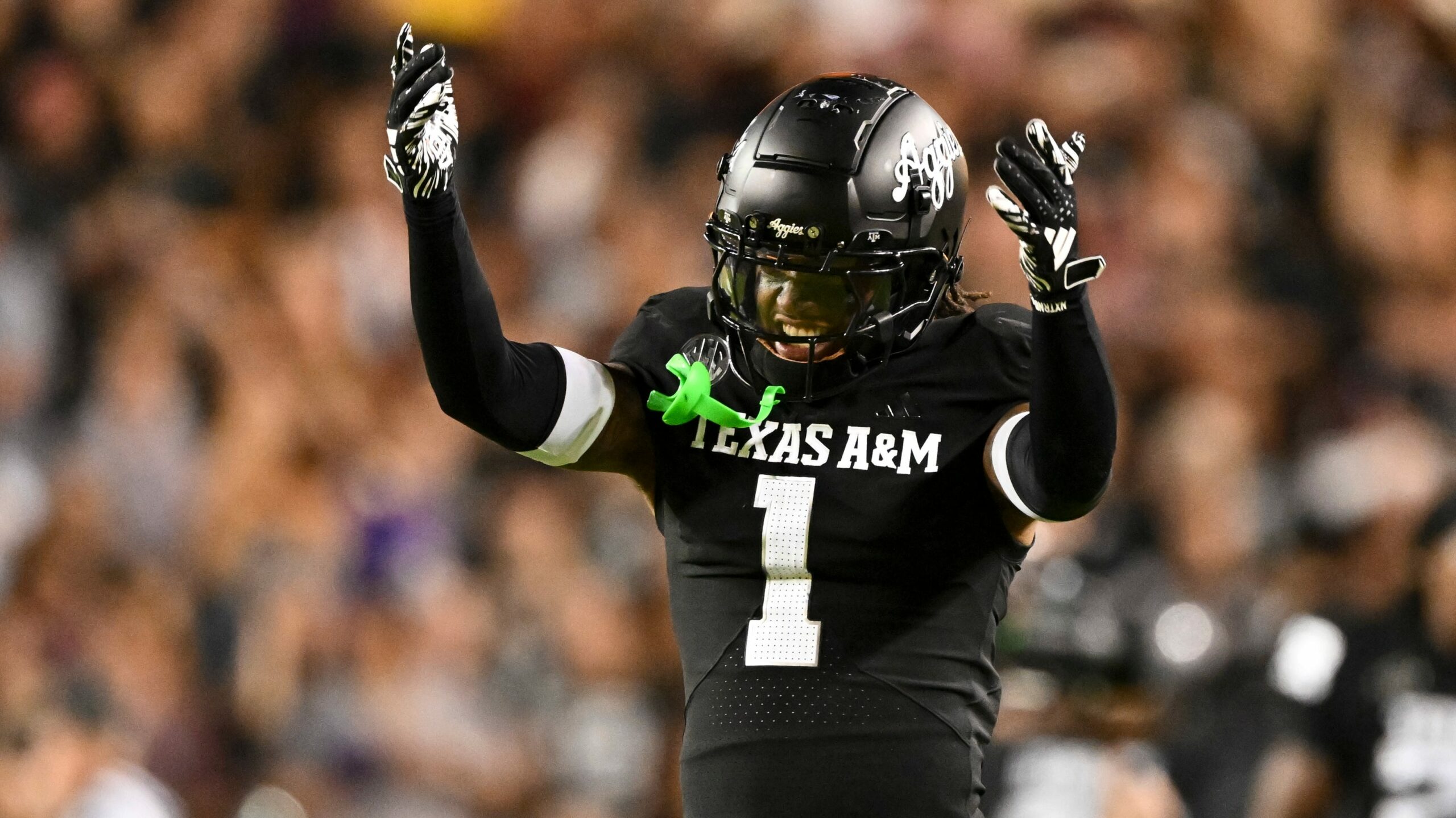 Texas A&M Safety Reveals Surprising Secret Behind Rising Aggie WR’s Breakout—and What’s Next for Defense