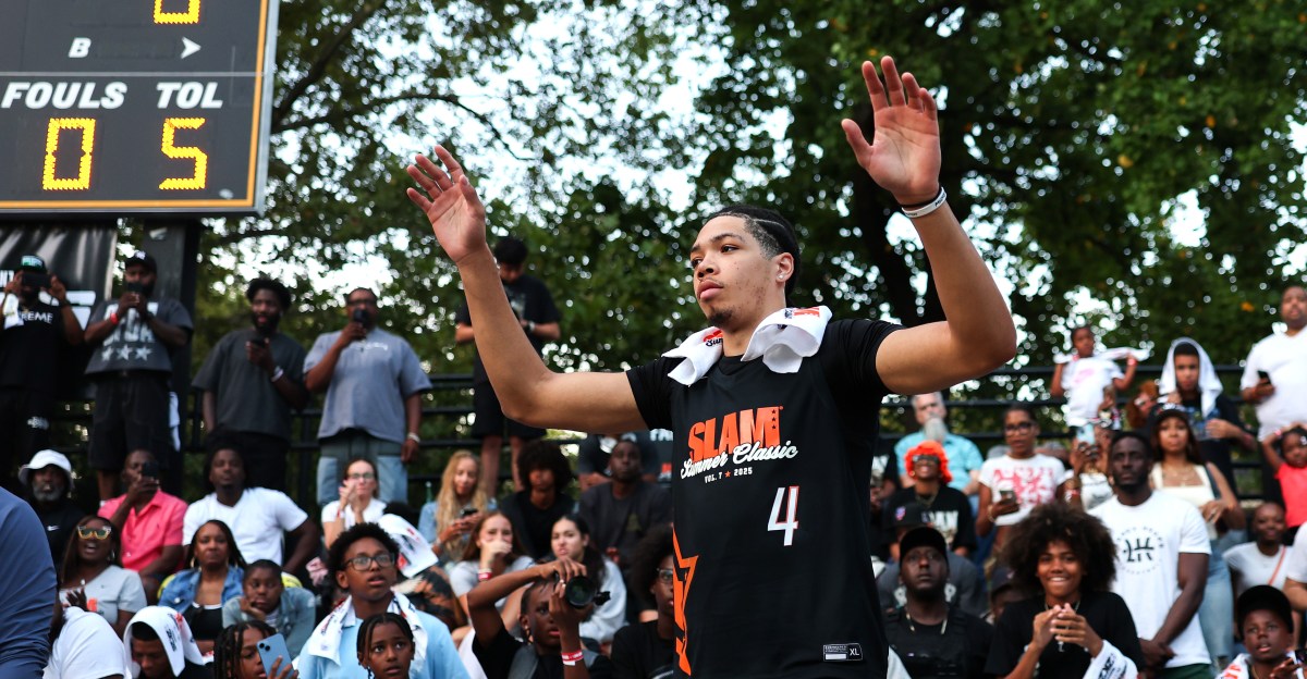 Kentucky Coaches Make Surprise Visit to Tyran Stokes: What It Means for Basketball’s Top Recruit