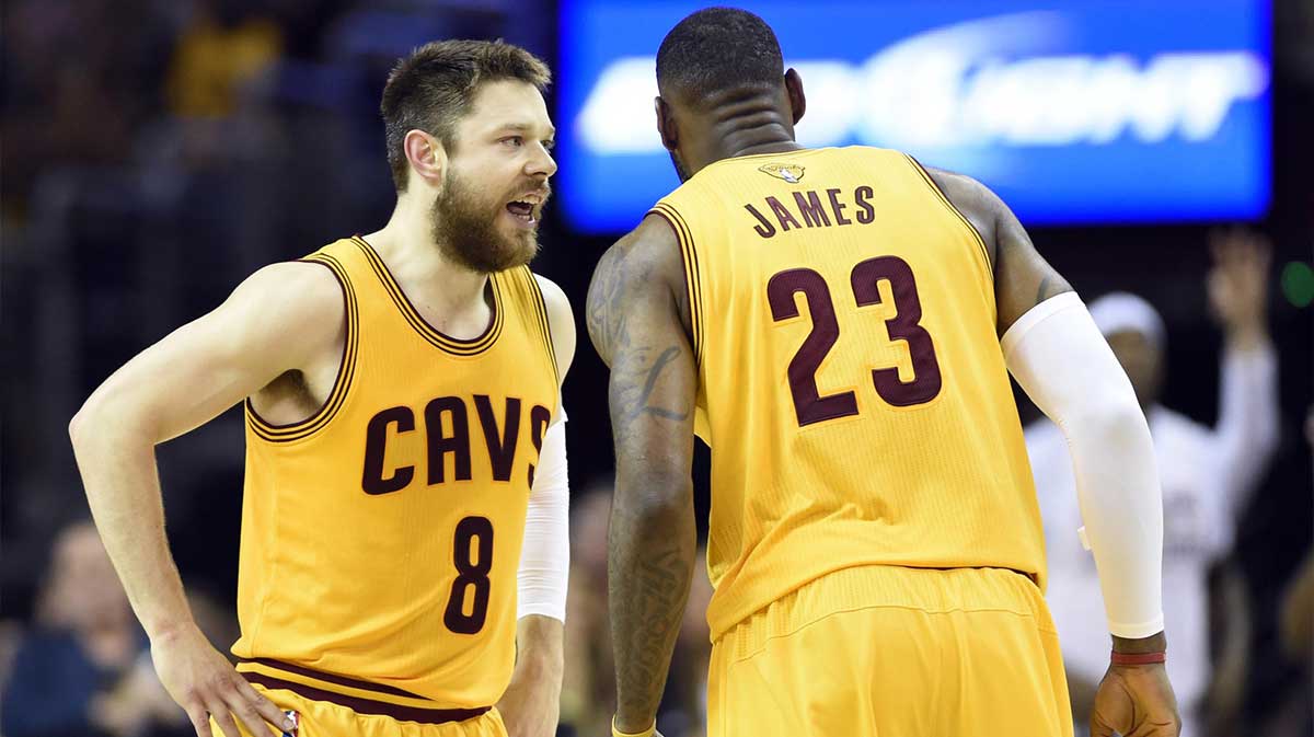 LeBron James’ Former Teammate Drops Unexpected Bombshell on Draymond Green’s GOAT Claim—You Won’t Believe His Take!