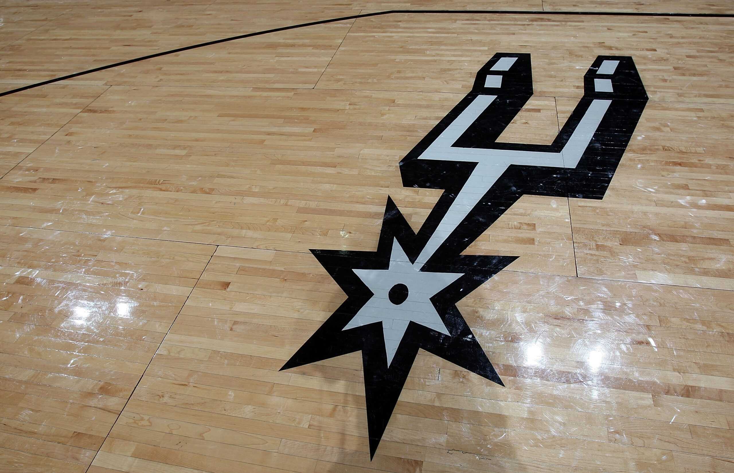 Spurs Rookie Faces Crucial Recovery After Mysterious Surgery – What’s Next for His Season?