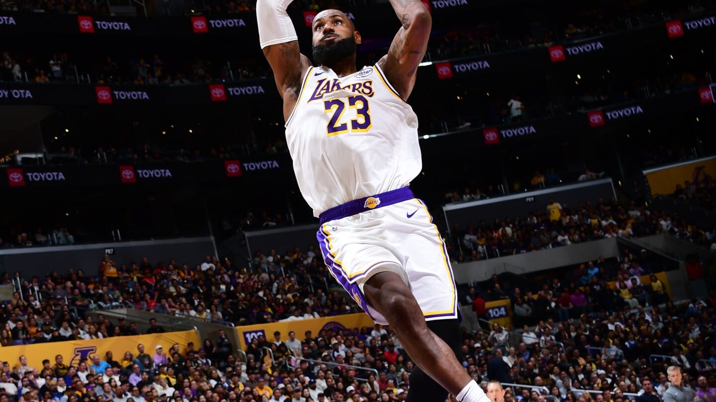 "Can the Lakers Break Their Slump Against the Resurgent Magic? Expert Predictions and Must-Know Trends Revealed!"