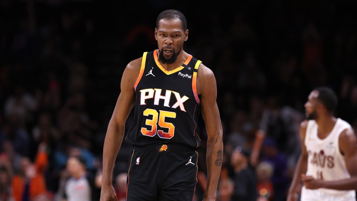 "Clash of the Titans: Will the Bucks Dominate the Suns or Can Phoenix Ignite an Upset?"
