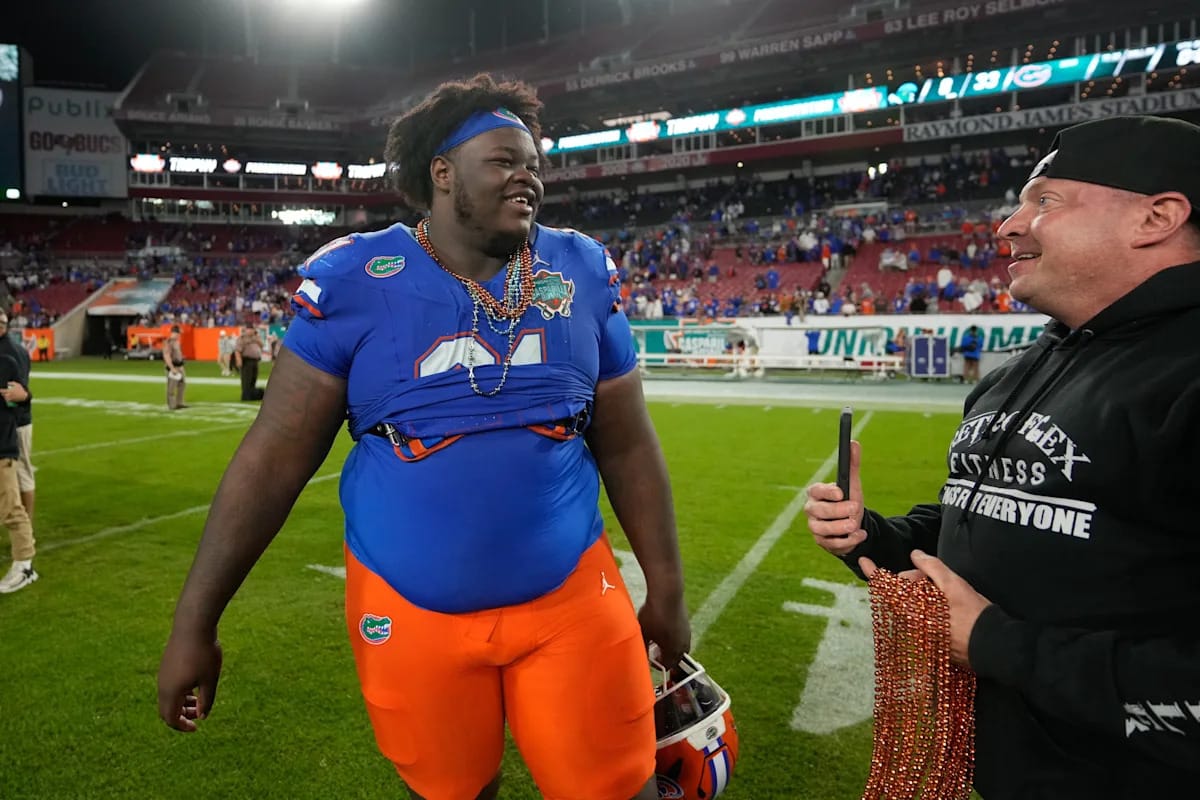 "Jaw-Dropping Weigh-In: Florida's Desmond Watson Shatters Expectations with 464 Pounds and Unmatched Power at Pro Day!"
