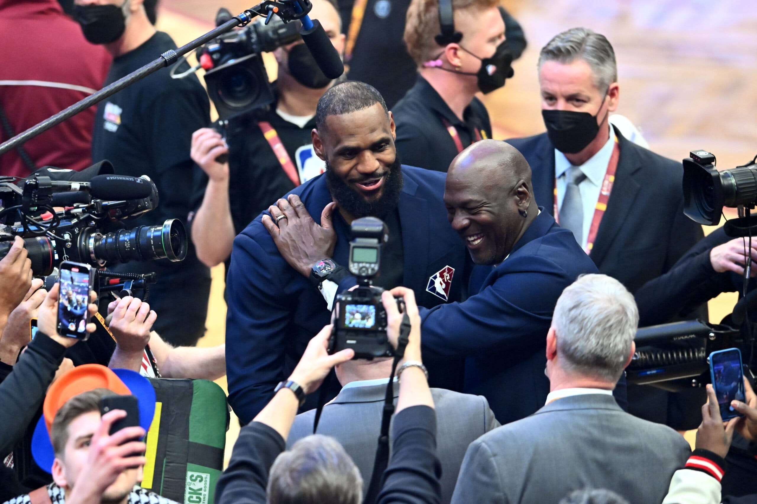 "LeBron James Reveals Surprising Truth About His Connection with Michael Jordan That Will Change Everything You Thought You Knew"