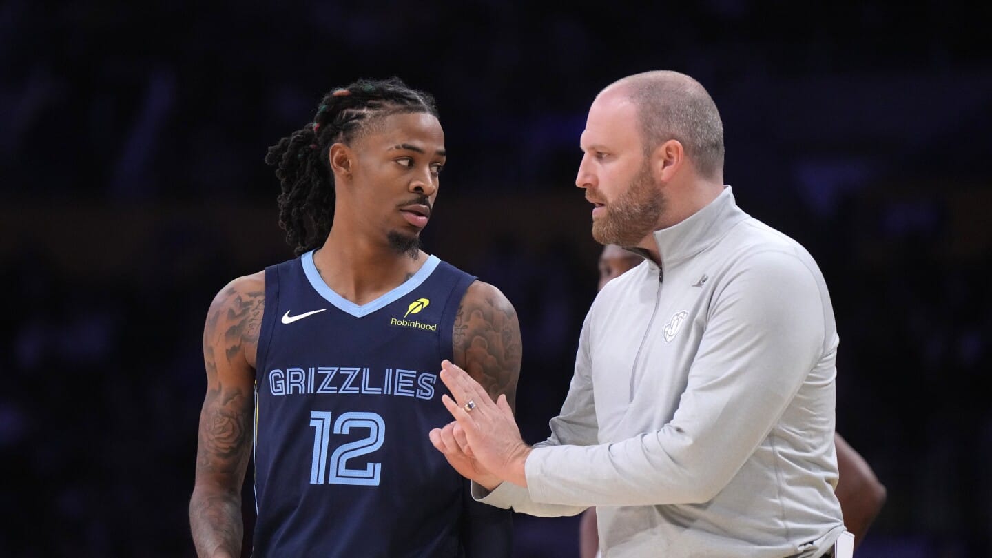 "Memphis Grizzlies' Coach Firing: A Pivotal Moment – Who Will Lead the Revolution?"