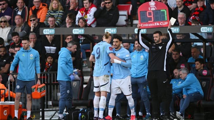 "Shock Waves at Manchester City: Haaland’s Injury Revealed—How Long Will Their Star Be on the Sidelines?"
