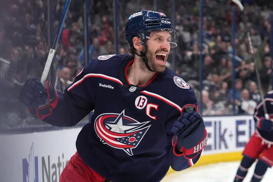 "Unlock Hidden Gem Players: Your Ultimate Guide to Fantasy Hockey Waiver Wire Secrets for Semifinal Success!"