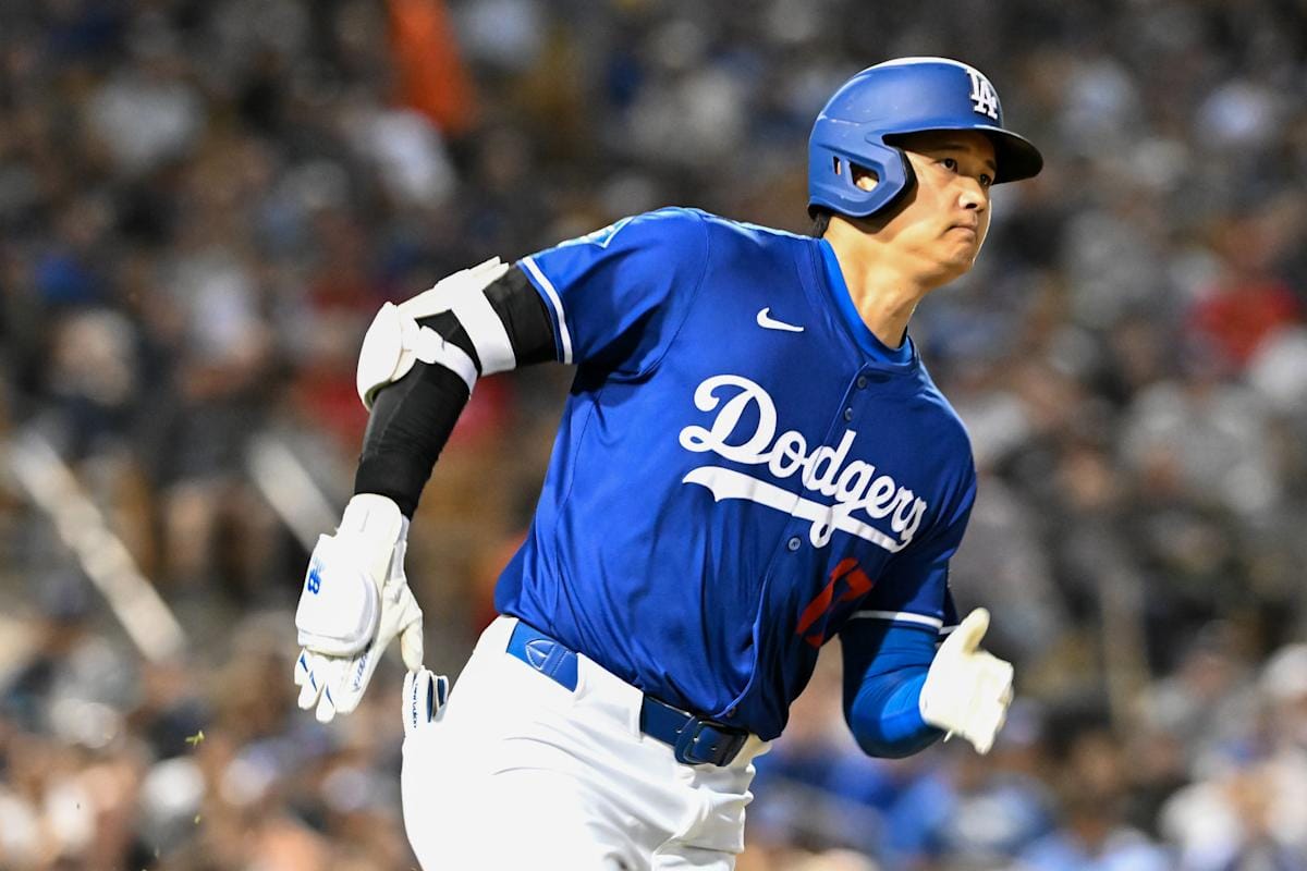 "Unlock the Secrets: Watch Every Thrilling Moment of the 2025 MLB Season Without Cable!"