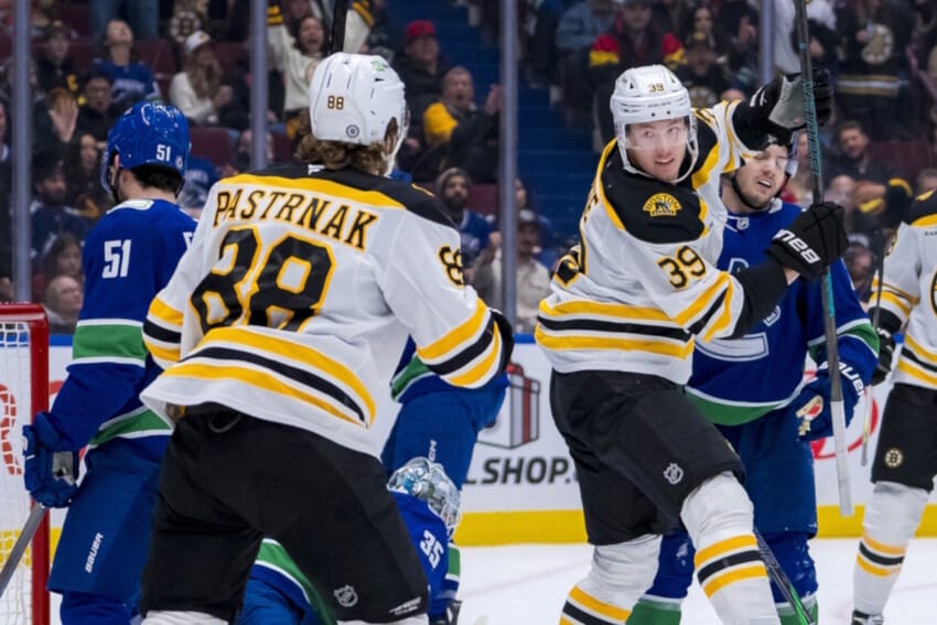 "Whispers of a Blockbuster Trade: Canucks and Bruins Set the Stage for an Unexpected Showdown!"