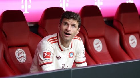 "Will Thomas Muller's Bayern Legacy End in a Shocking Twist? Contract Decision Sparks Rumors!"
