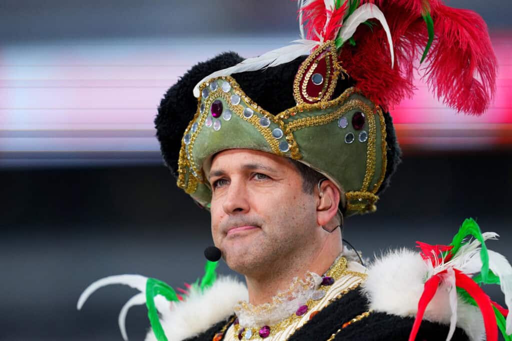"Adam Schefter Breaks Silence: You Won't Believe His Bold Take on the Joe Milton Trade!"
