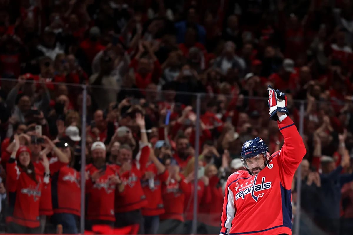 "Alex Ovechkin's Bold Choice: The Shocking Reason He Refused to Chase Gretzky's Record with an Empty Net"