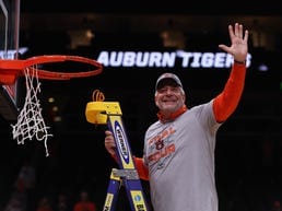 "Auburn Scores Big: UCF Transfer Keyshawn Hall Brings Star Power to the Tigers’ Roster!"