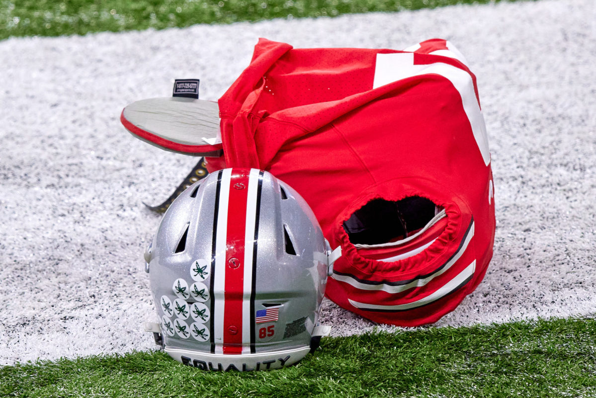"Brave Buckeye Battles Cancer: Ohio State Football Star's Urgent Surgery Revealed"