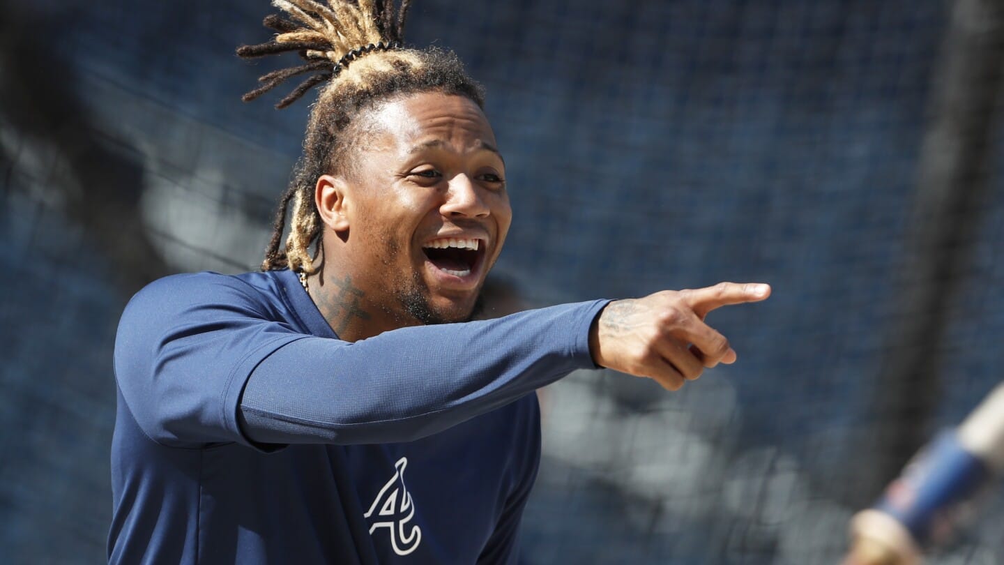 "Braves Fans on Edge: Is Ronald Acuña Jr.'s Knee Injury Keeping Him From a Heroic Comeback?"