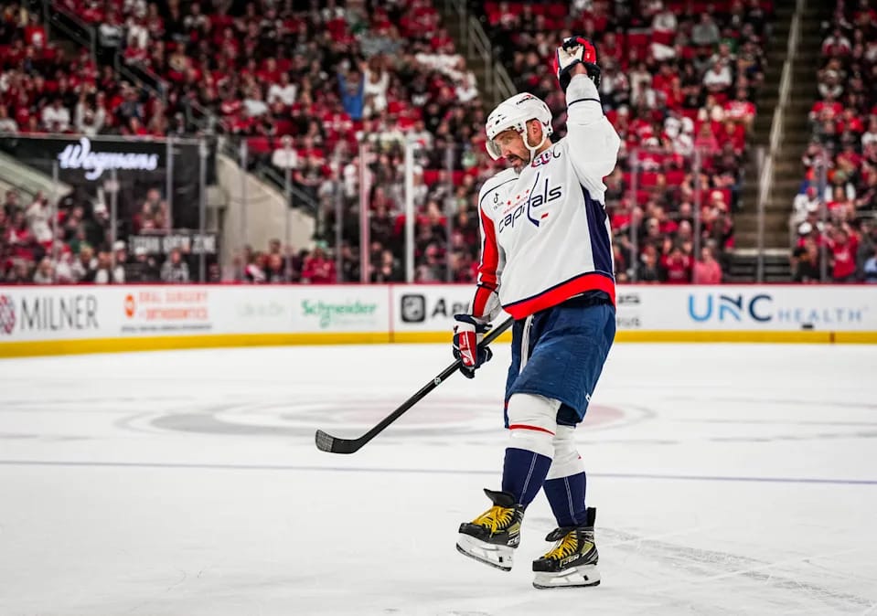 "Chasing Greatness: Ovechkin's 892nd Goal Puts Him Just 3 Away from Gretzky's Untouchable Record!"