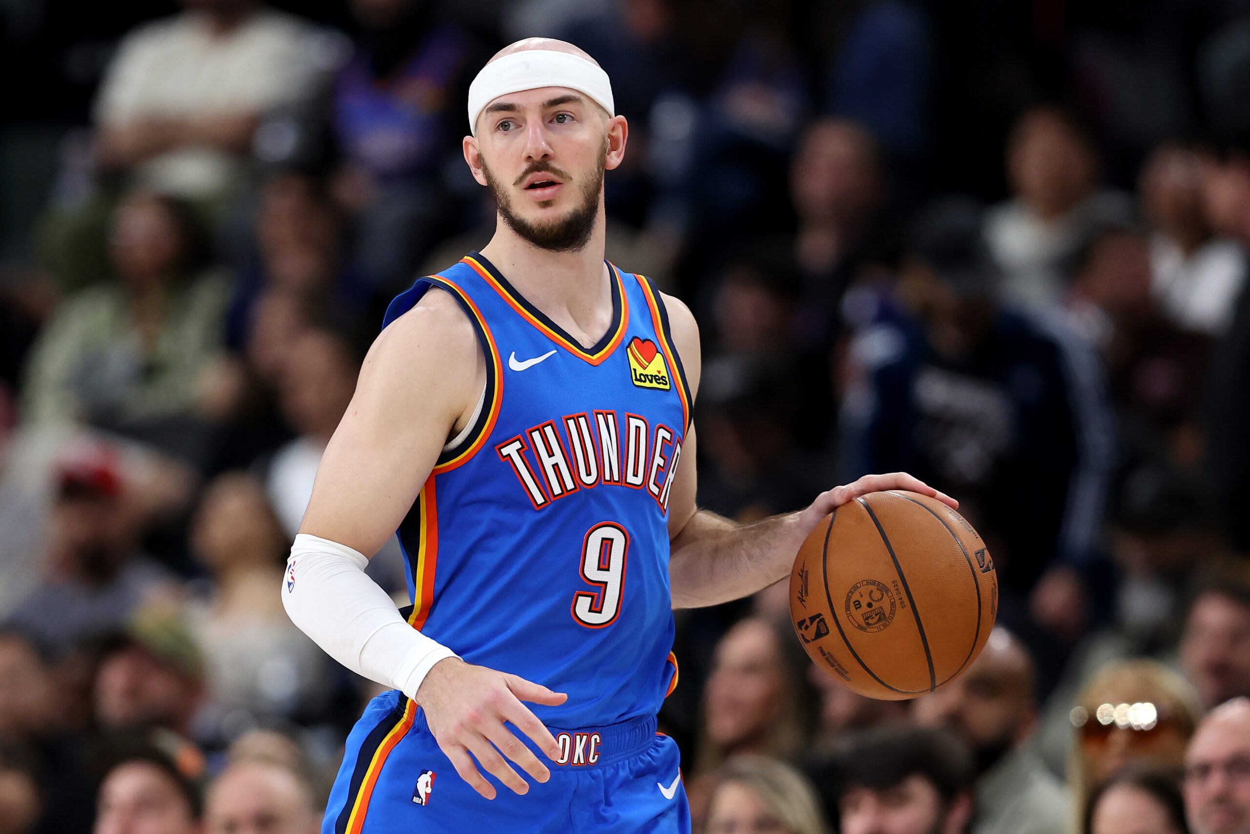 Chet Holmgren&apos;s Unexpected Praise for Alex Caruso&apos;s Stellar Game Play Revealed