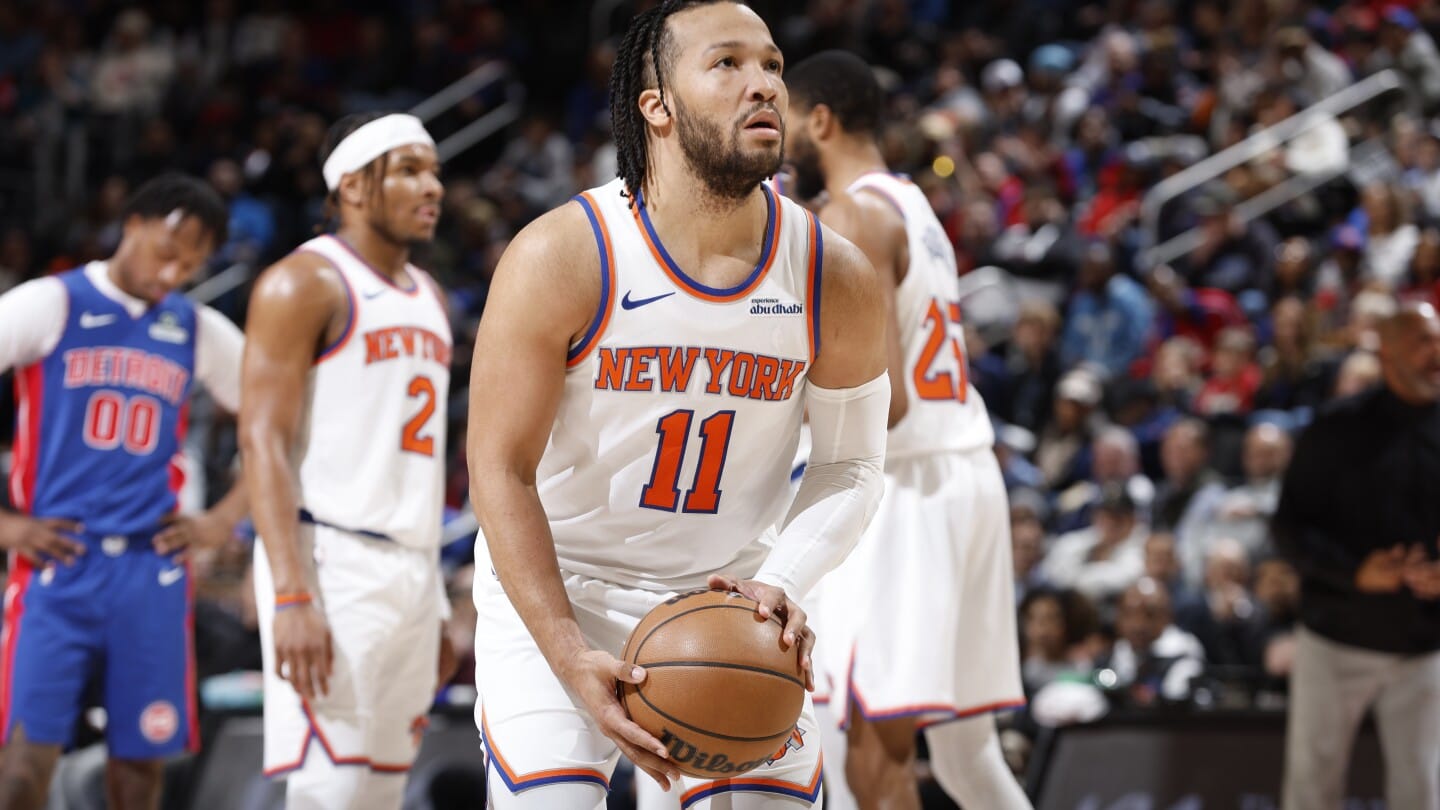 "Clash of Titans: Will the Cavaliers Prevail Over the Knicks in a High-Stakes Showdown?"