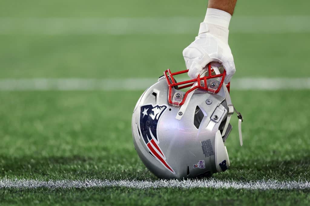 "Could the Patriots Unveil Their Next Star Pass Rusher? Top DE Prospect Visits Today!"