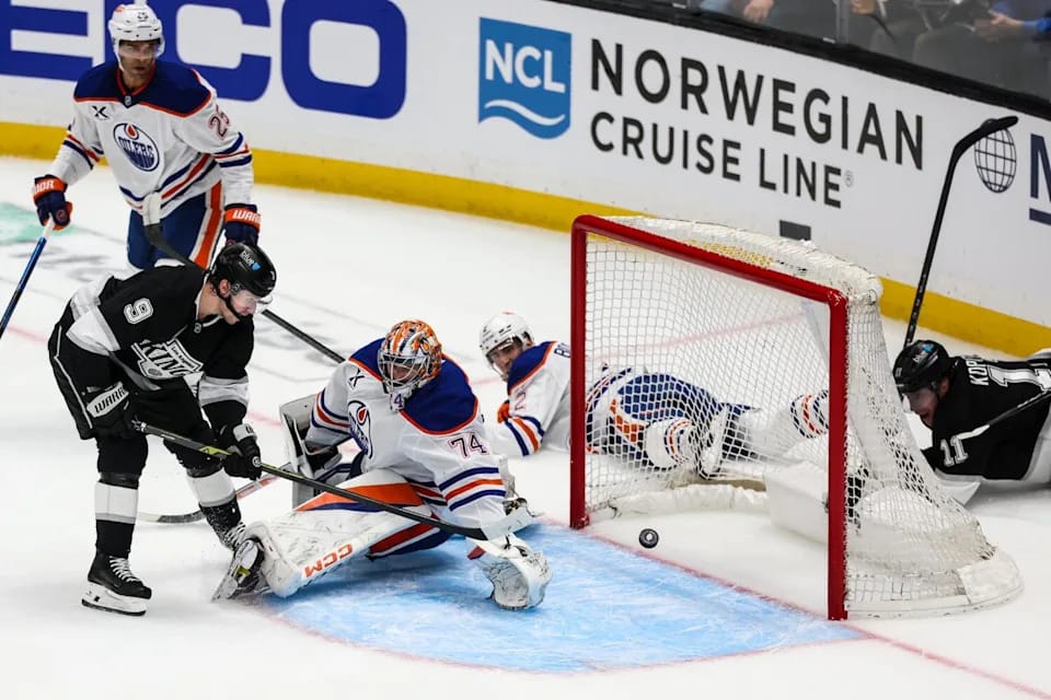 "Danault's Last-Gasp Heroics Propel Kings to Shock Victory Over Oilers in Game 1 Showdown"