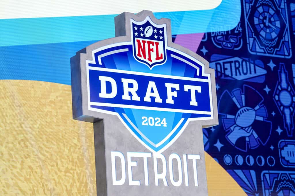 Discover the NFL Draft Gems: FOX Sports Reveals 2022&apos;s Most Impactful Rookies