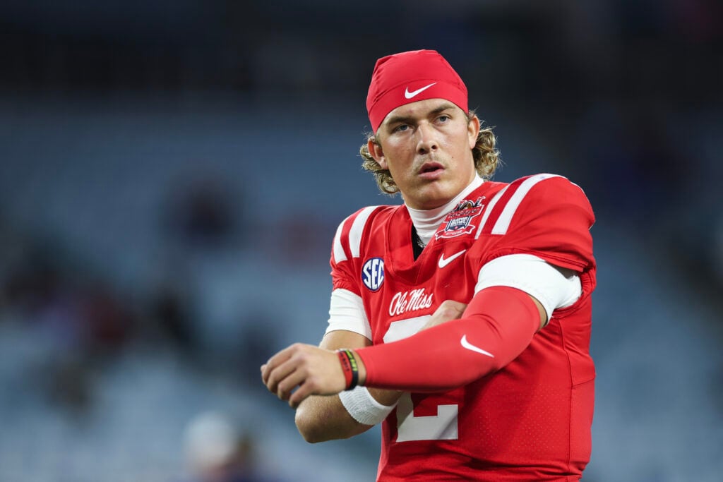 "Eli Manning’s Cryptic Message to Rising Star Jaxson Dart: What’s the Play?"