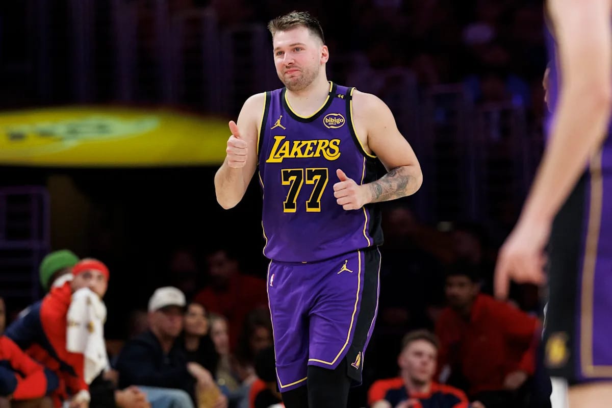 "Heartfelt Honor: Mavericks Surprise Luka Dončić with Special Tribute as Tensions Rise Ahead of Lakers Showdown!"