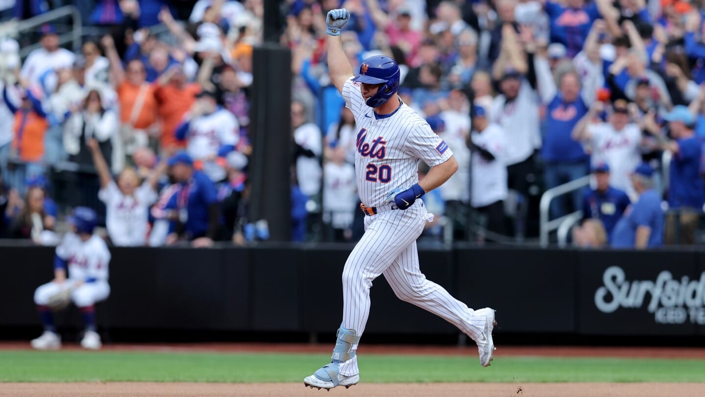 "Historic Home Opener: Alonso and Megill Shine as Mets Blank Blue Jays in Thrilling 5-0 Victory!"