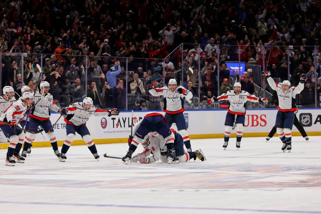 "Historic Night: Alex Ovechkin Shatters Gretzky’s Goal Record—What This Means for the Future of Hockey"