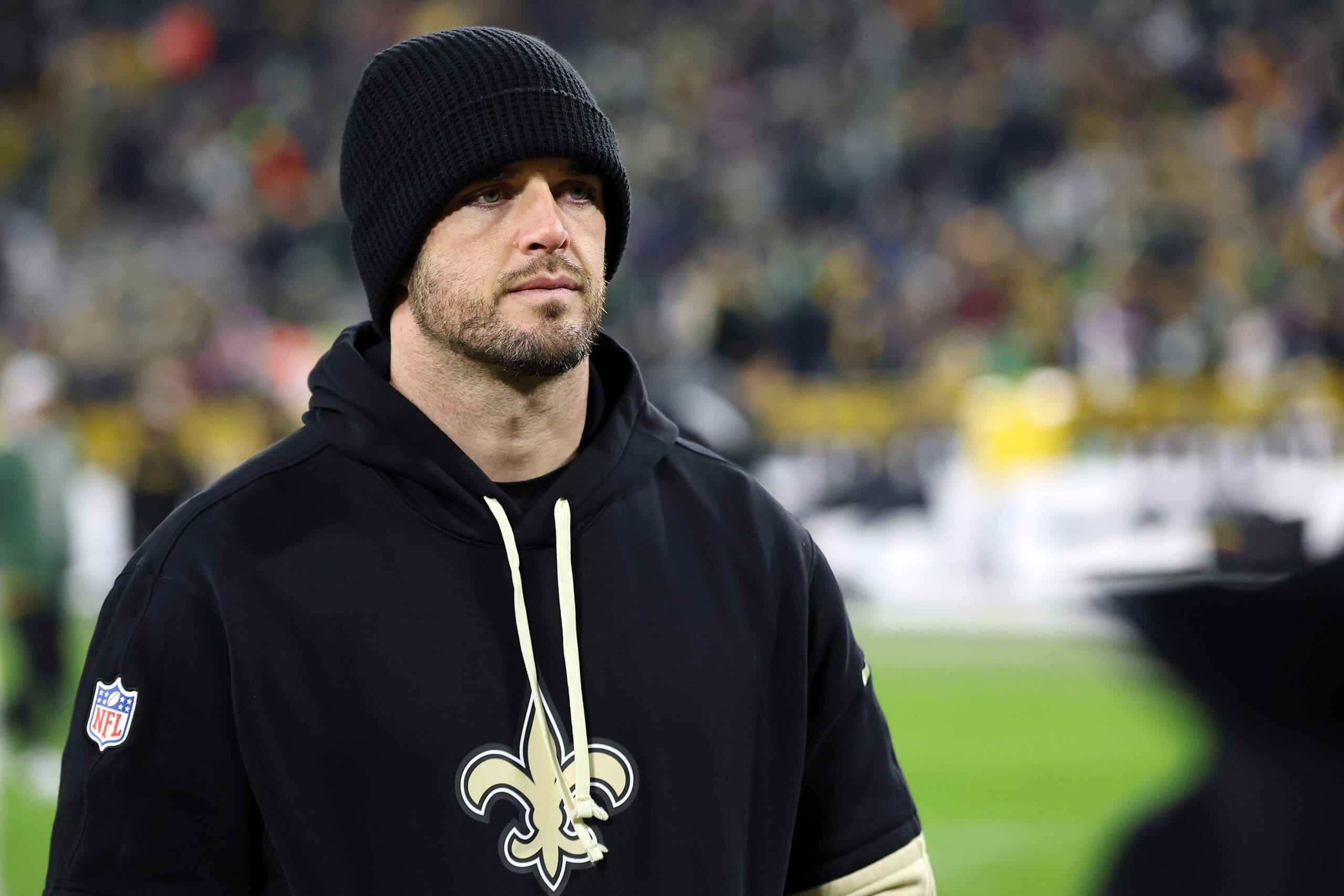 "Is Derek Carr's Injury More Serious Than We Thought? Rapoport's Inside Scoop Shakes Up NFL Predictions!"