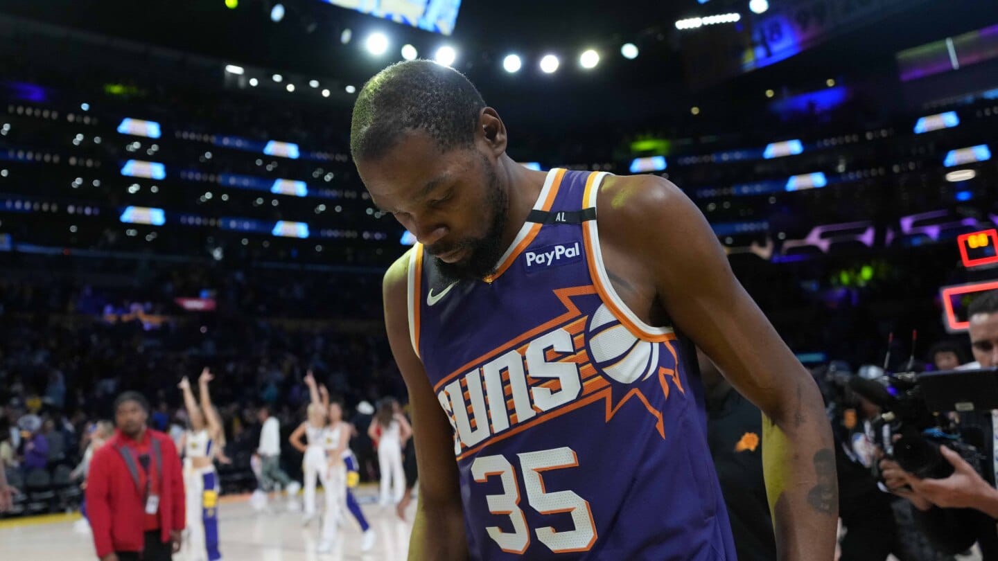 "Kevin Durant's Next Destination: Can the Heat, Knicks, or Rockets Secure the Superstar in a Blockbuster Trade?"