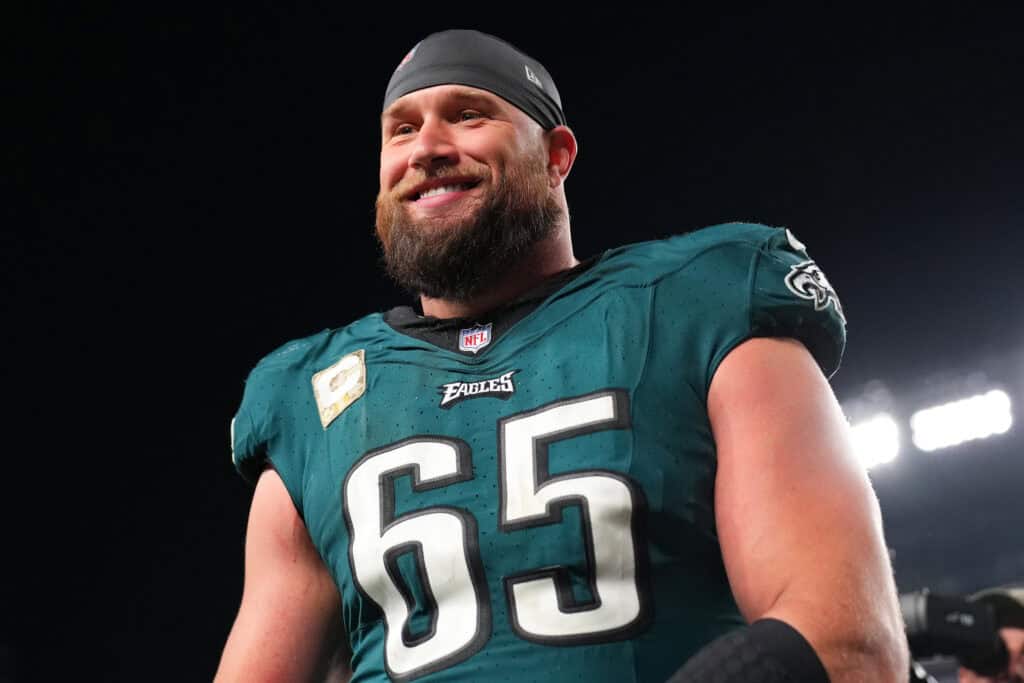 "Lane Johnson Shocks Fans with Surprising Personal Revelation – Is a Major Change on the Horizon?"