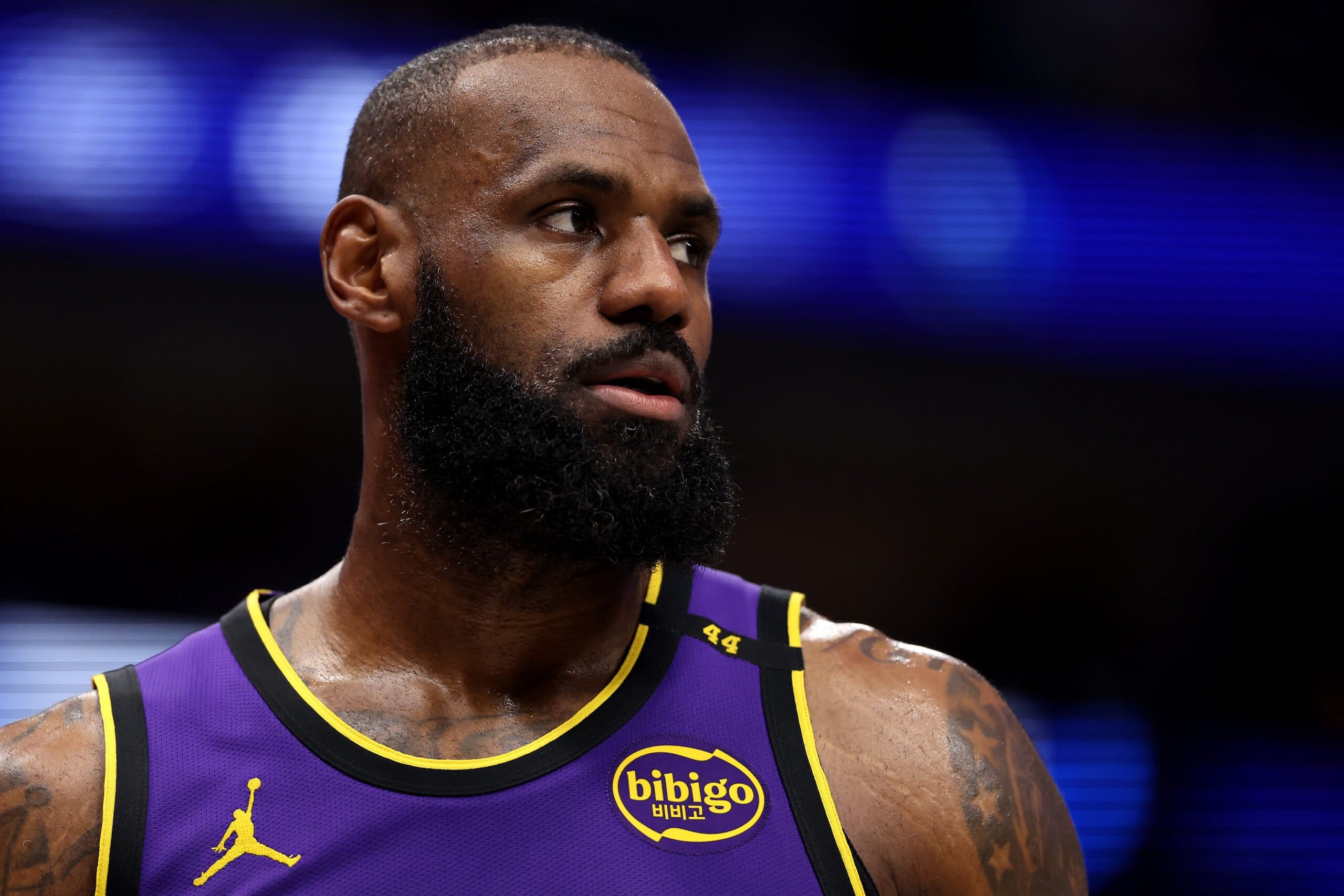 "LeBron's Unstoppable Scoring Streak Stunned Fans—What Ended It?"