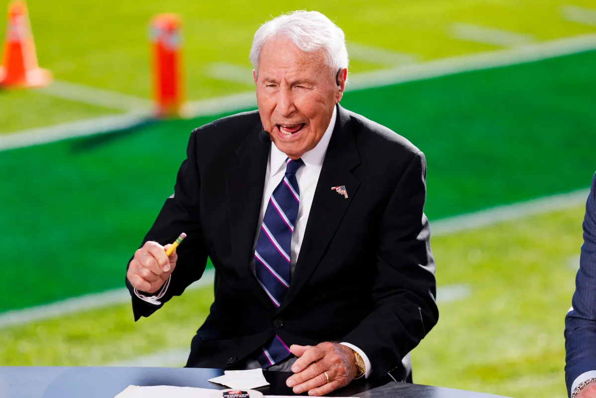 "Lee Corso's Health Concerns Spark Emotional Outpouring Ahead of 2025 Season: What Fans Need to Know"