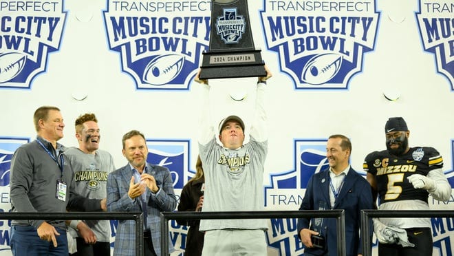 "Missouri Football Scores Big: Florida Safety Joins Forces for an Unstoppable Class of 2026!"