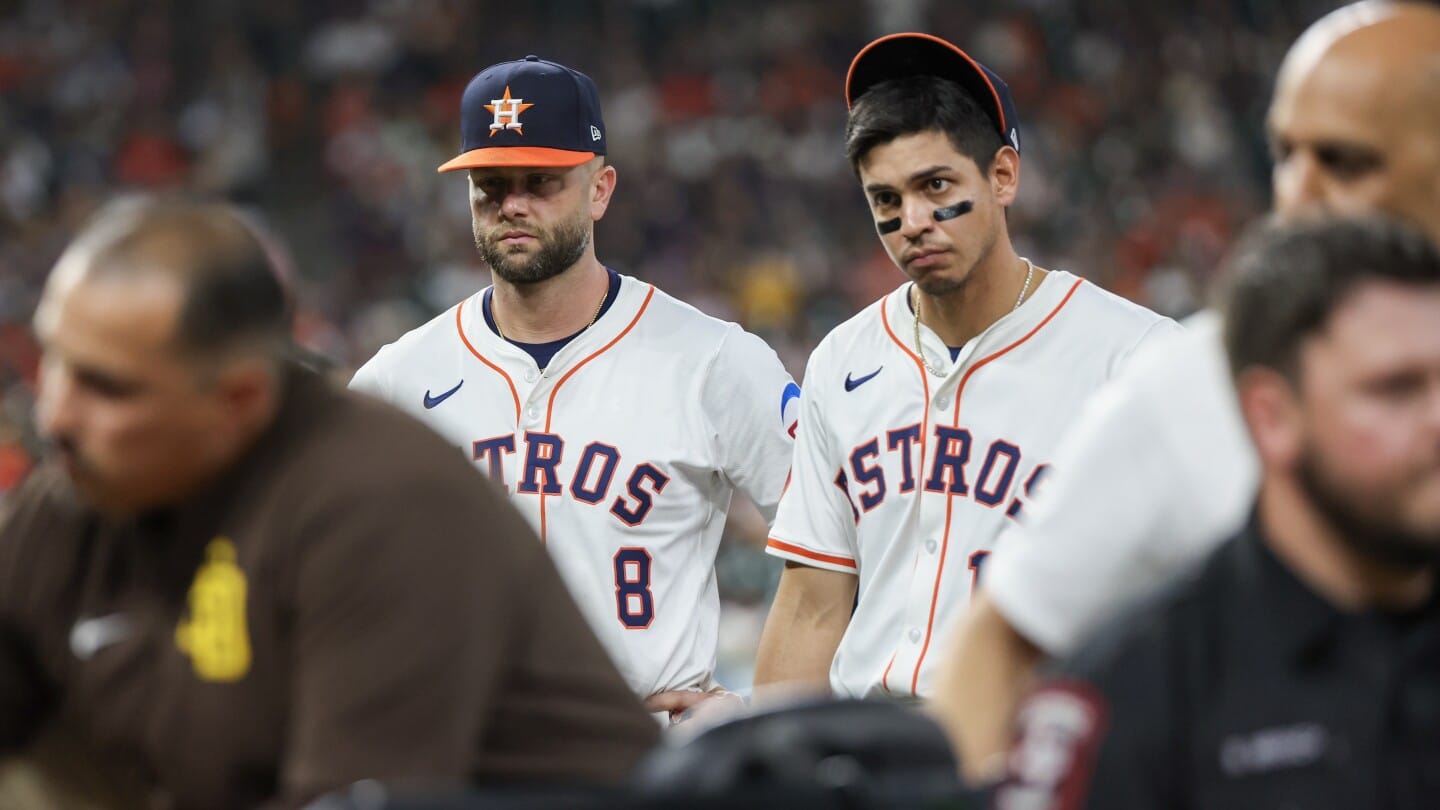 Mystery Surrounds Arraez&apos;s Health After Terrifying Field Incident