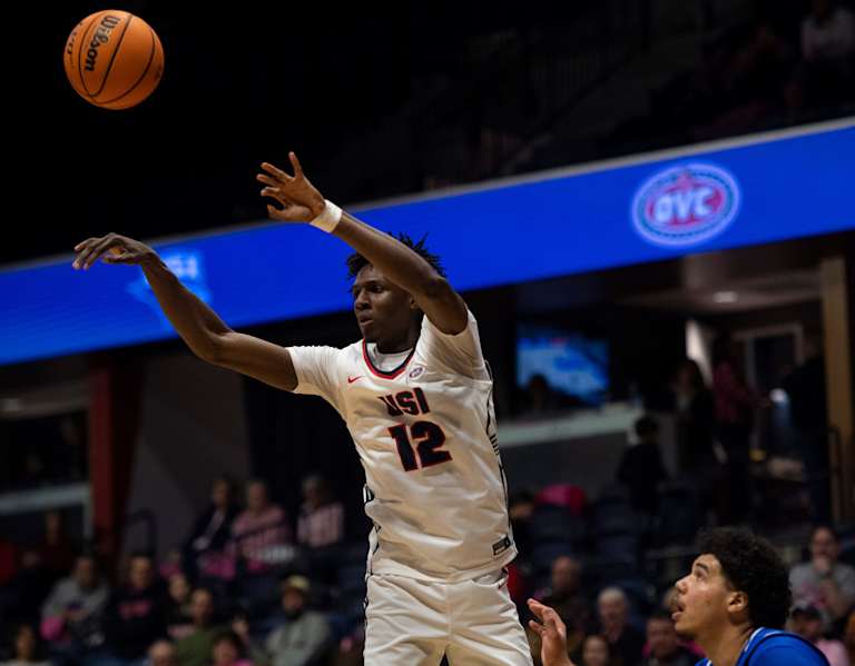 "Mystery Transfer: Stephen Olowoniyi Chooses Oregon State in Unexpected Turn of Events!"