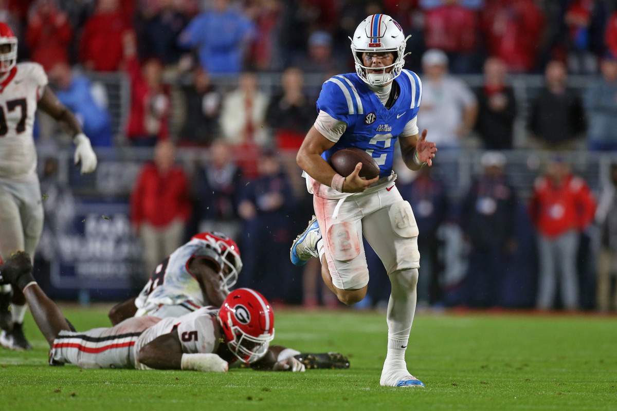 "NFL Draft Drama: Unanimous Choice for Jaxson Dart Stuns Analysts"