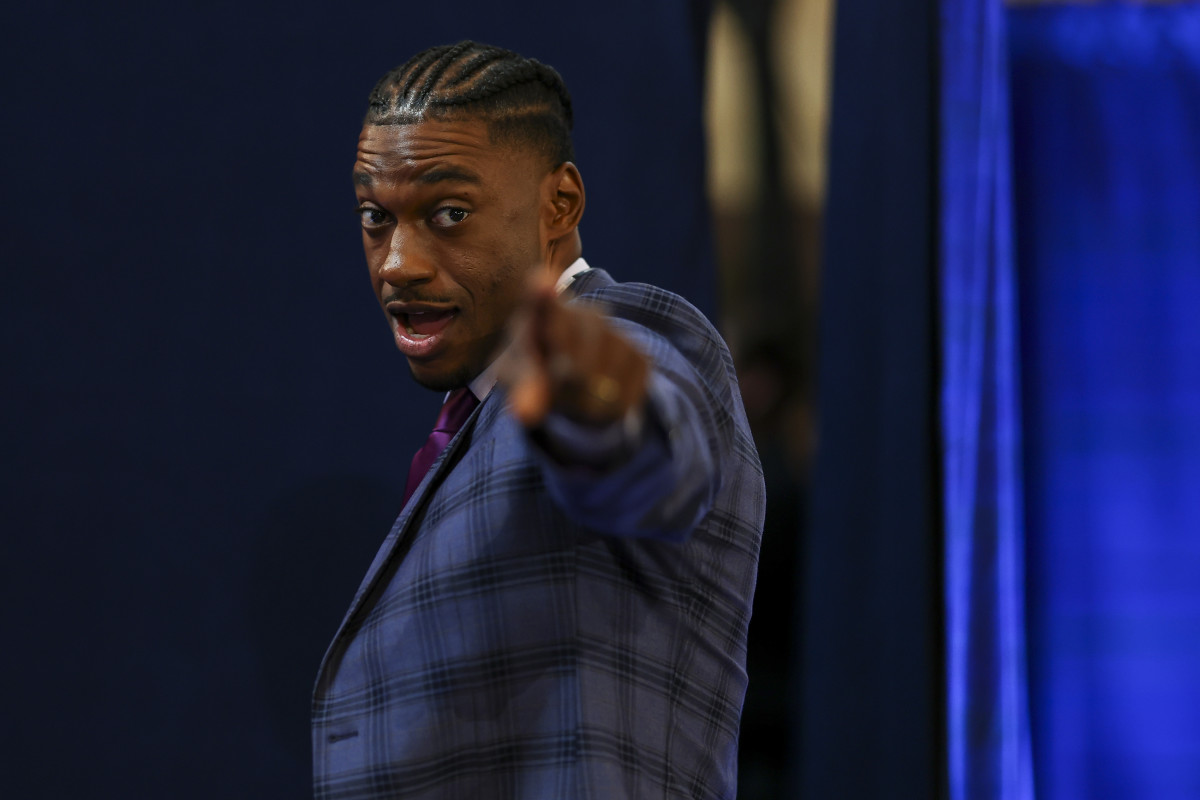 NFL Fans Stunned by Robert Griffin III’s Next Career Move