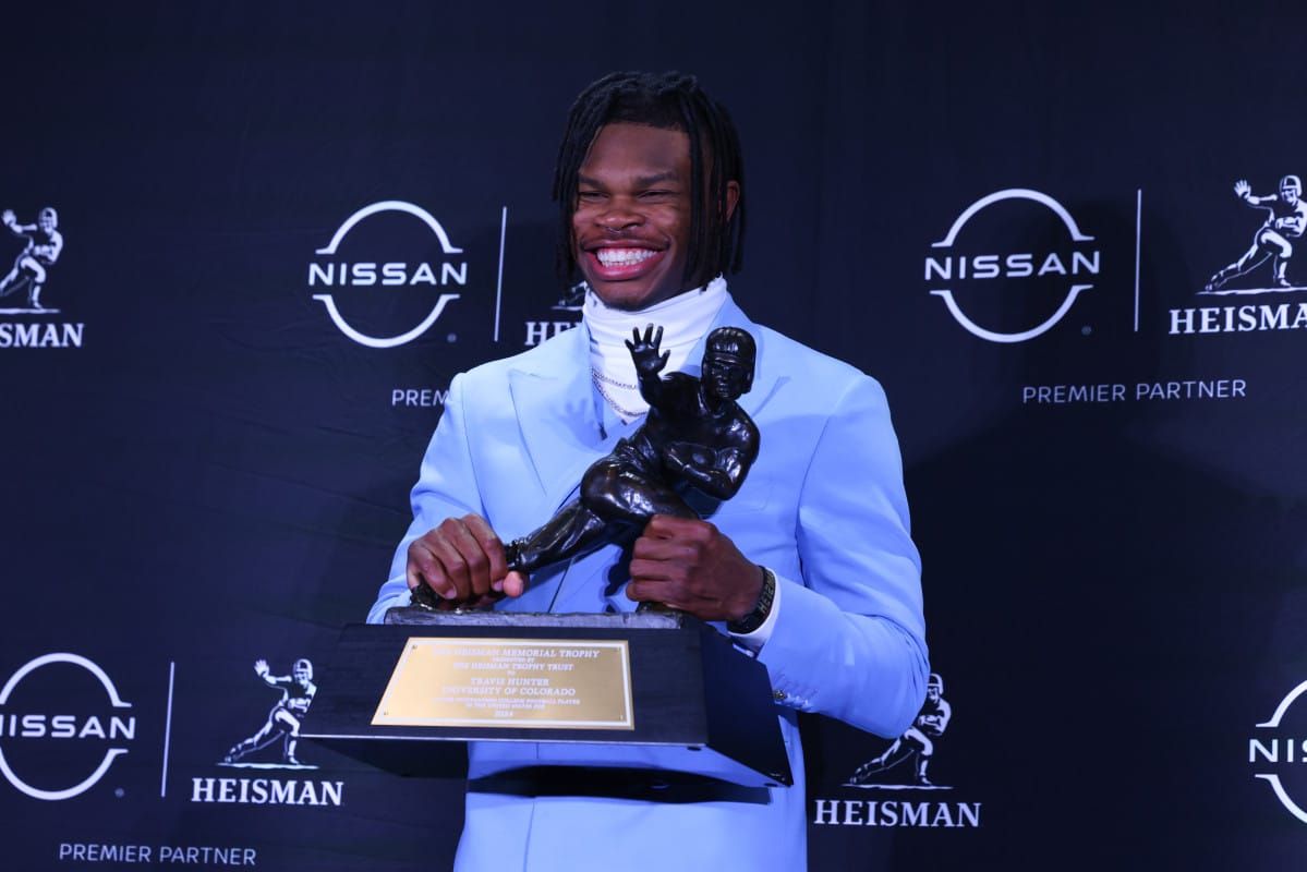 "NFL Fans Stunned by Travis Hunter Sr.'s Shocking New Role"