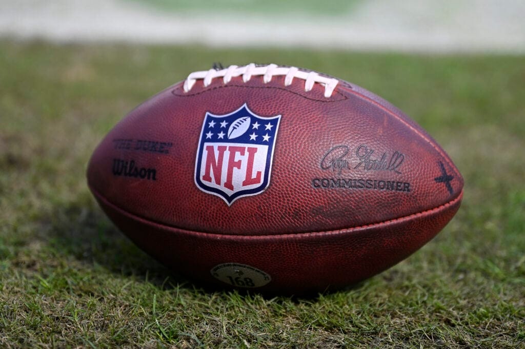 "NFL Star WR's Luxurious Ride Vanishes Overnight in Daring Heist!"