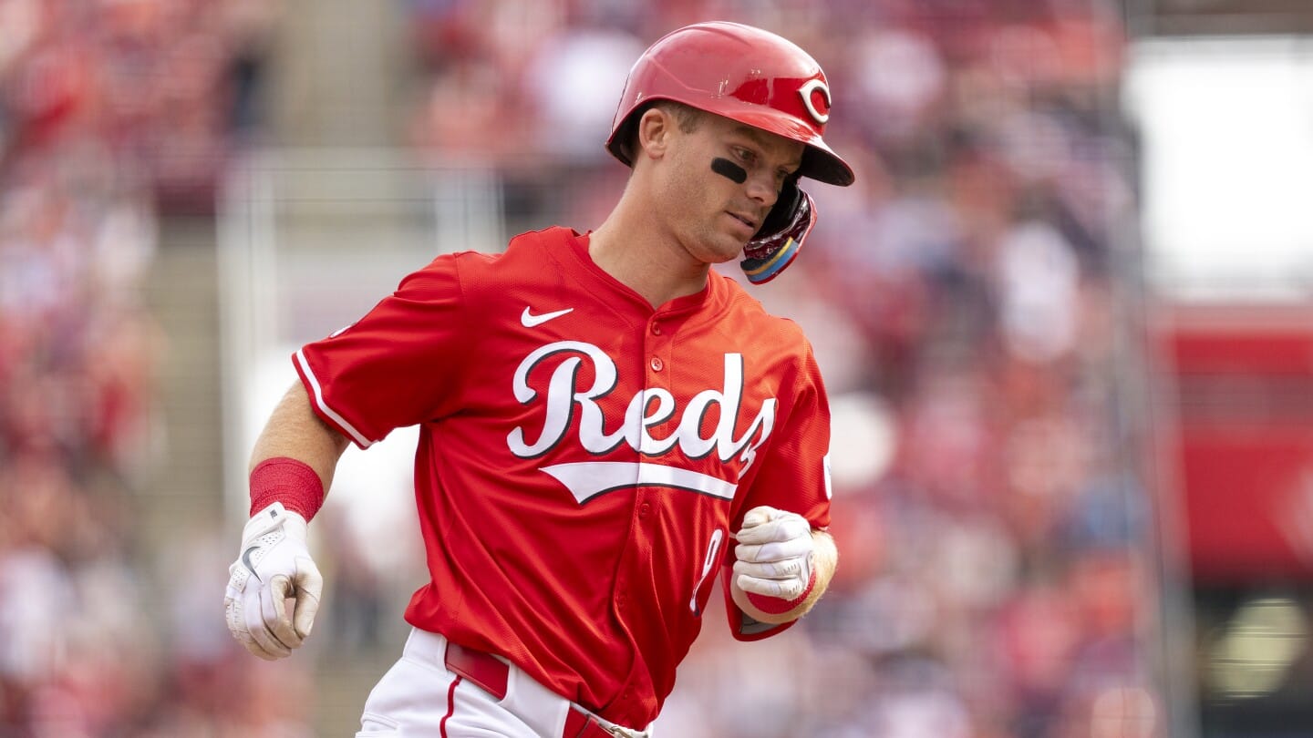 "Reds Reinforcements: Can Diaz, McLain, and Hays Spark a Comeback Against the Mariners?"