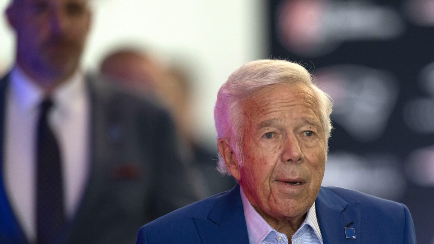 "Shocking Grades Reveal Deep Concerns: Robert Kraft Reacts to Patriots' NFLPA Report Card"