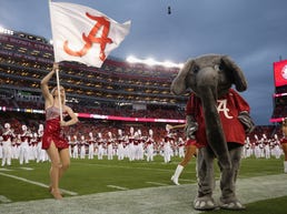 Shocking Twist: Alabama&apos;s Jihaad Campbell Snagged by Eagles as Surprise No. 1 LB in 2025 NFL Draft