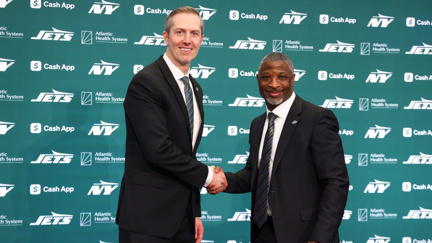 Silence from Jets&apos; New Brass: Is Aaron Rodgers&apos; Future in New York in Jeopardy?