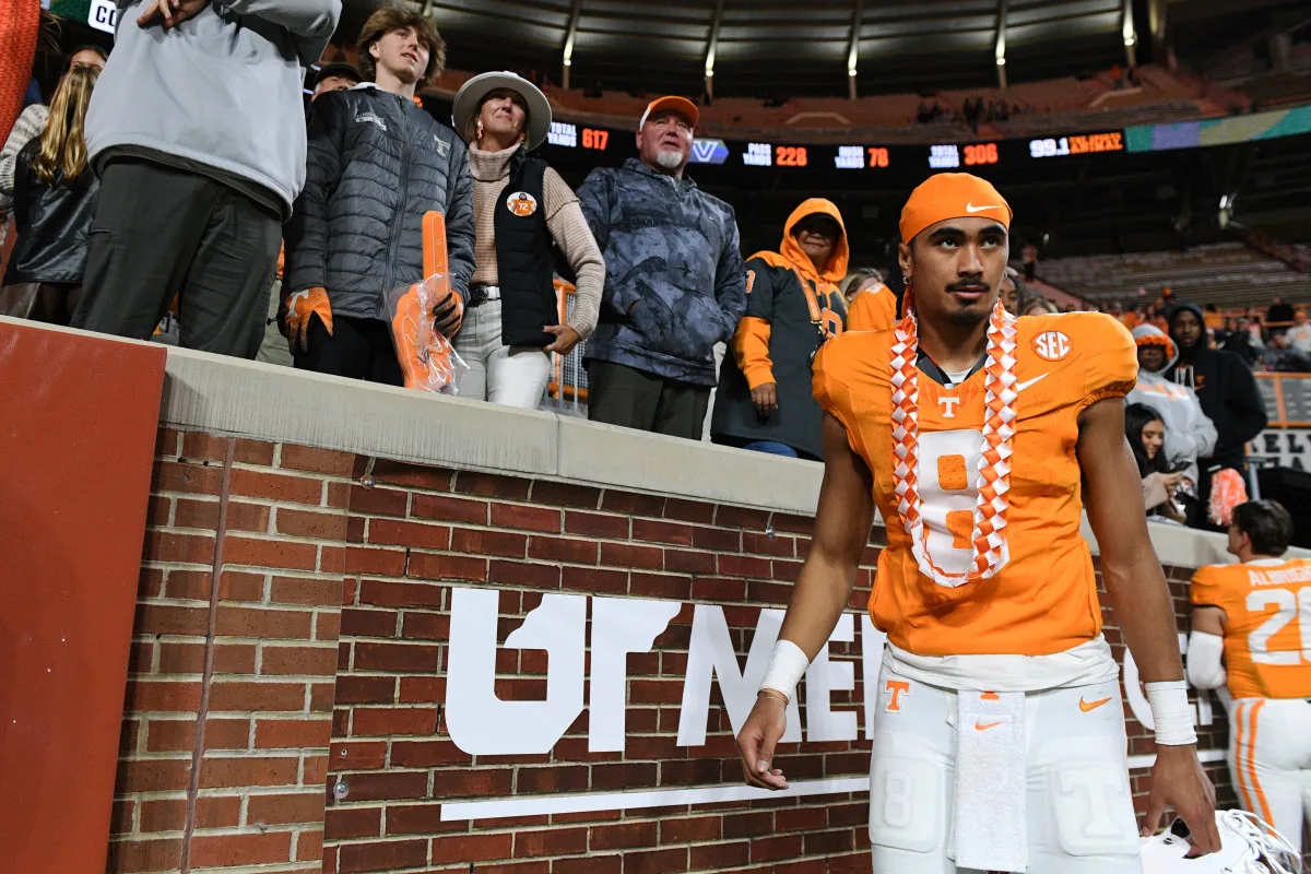 "Star Quarterback Nico Iamaleava's Unexpected Holdout Leaves Fans Divided: What's Next for the Future of College Football?"