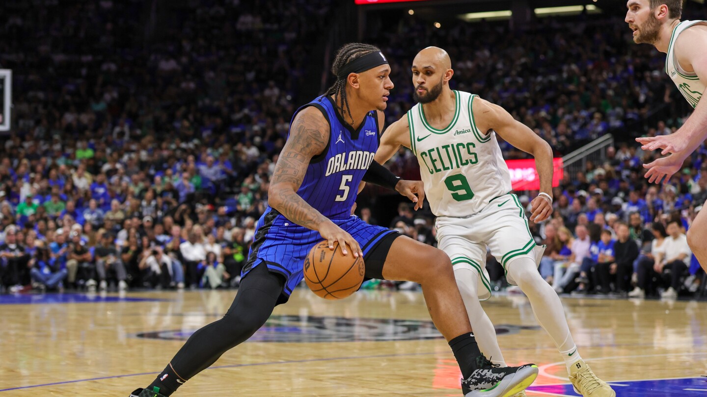 "Tatum's Stellar Return Spoiled by Orlando's Fourth Quarter Magic: Magic Edge Past Celtics 95-93"