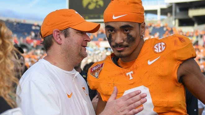 "Tennessee&apos;s High-Stakes Gamble: Did Nico Iamaleava Justify the Hype?"